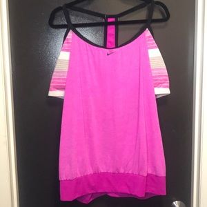 Nike work out tank with built in sports bra